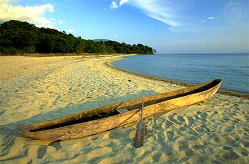 playa del lago tanganika